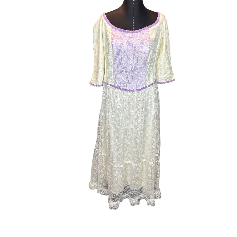 Vintage Cream Lace Purple Trim Fairycore Cottagecore Romantic Boho Prairie Dress - Picture 5 of 6